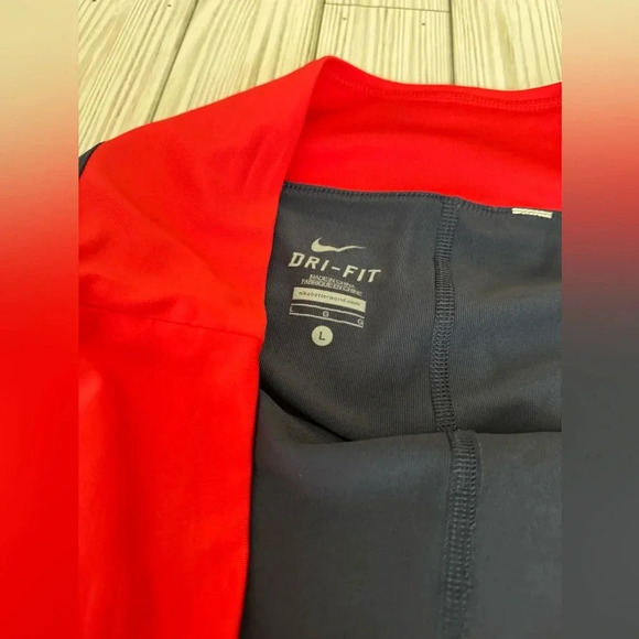 Nike Red and Black Women's Skort - Picture 3 of 5